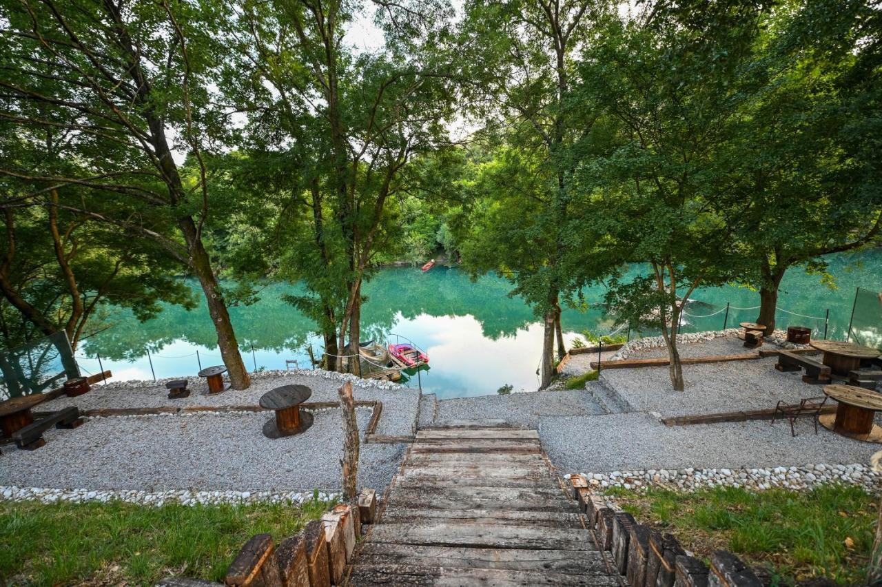 Via River 波德戈里察 外观 照片