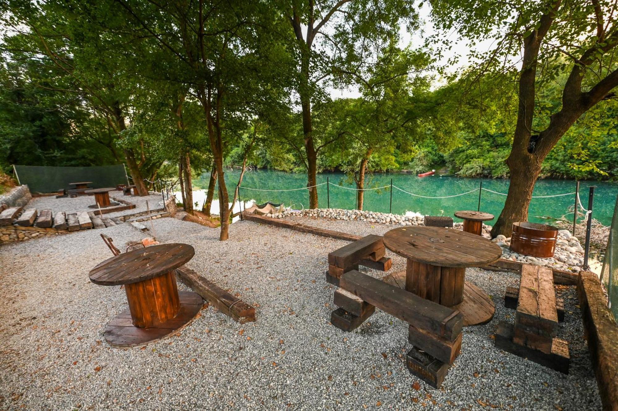 Via River 波德戈里察 外观 照片